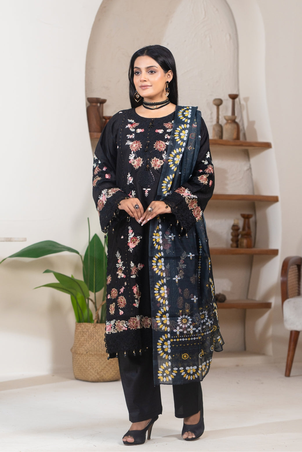 3PC Embroidered Suit – Premium winter cotton