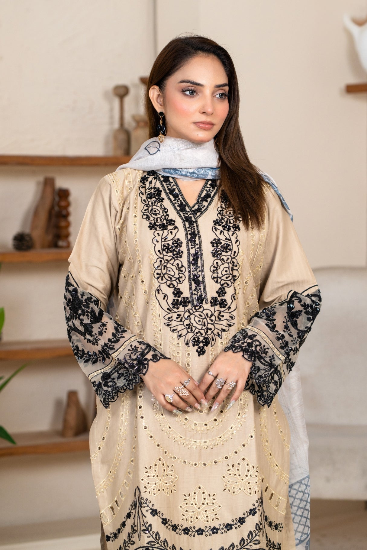 3PC Embroidered Suit – Premium Winter Cotton