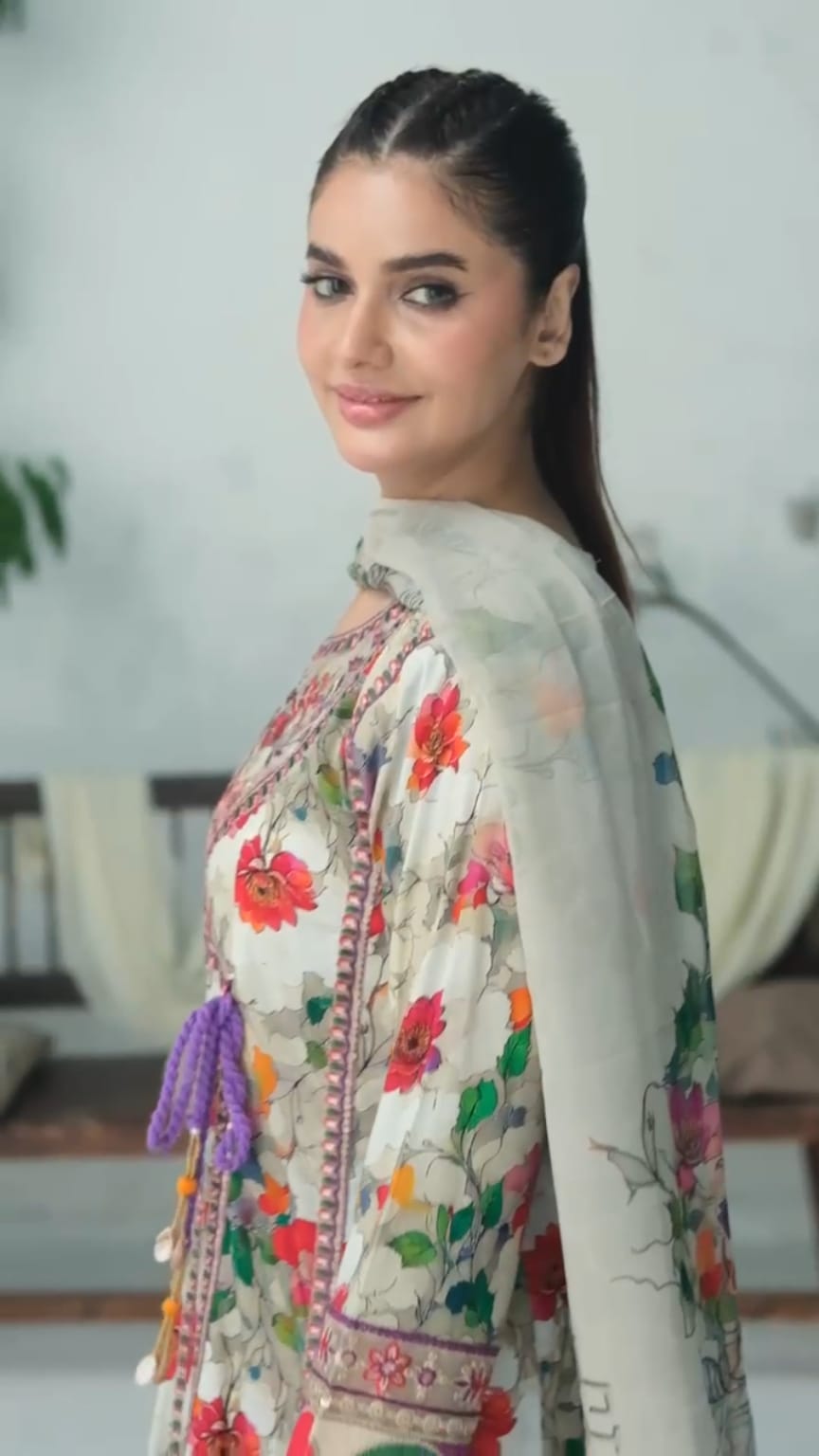 LAWN EMBROIDERED DIGITAL PRINTED HAND MADE FROQ 3 PC